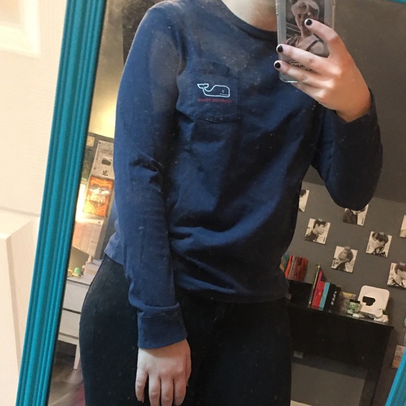 vineyard vines long sleeve christmas t-shirt - Picture 7 of 9